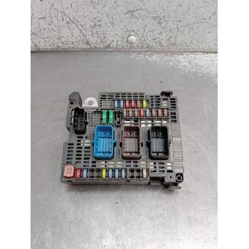 CAJA RELES / FUSIBLES 9810296480 65426100 2012