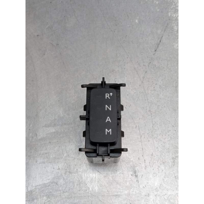 Recambio de modulo electronico para ds 5 business class hybrid 4x4 referencia OEM IAM 98073484ZD 03227040100 2012