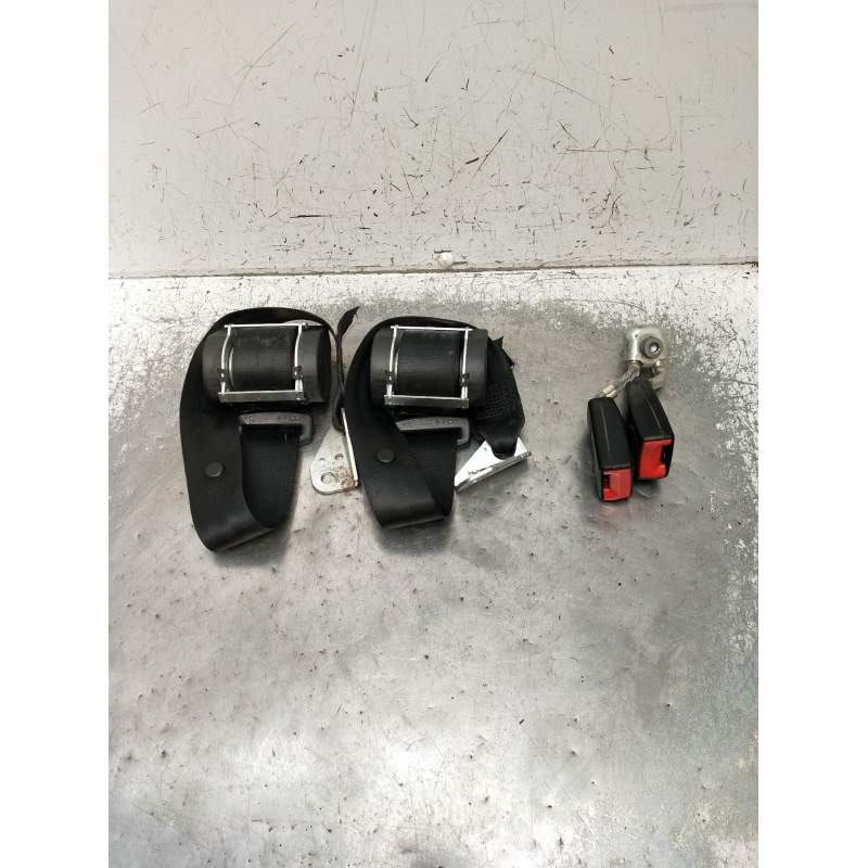Recambio de juego cinturones trasero para seat leon (1p1) 1.9 tdi referencia OEM IAM  5P 2005