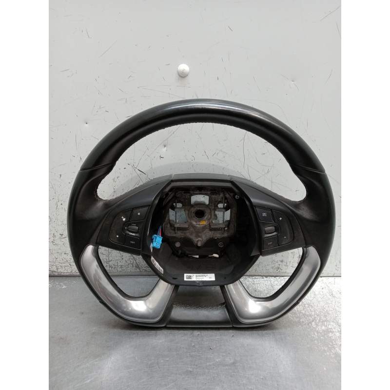 Recambio de volante para ds 5 business class hybrid 4x4 referencia OEM IAM 98002842ZQ 307007599P9 2012