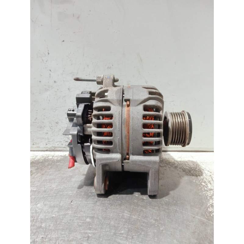 Recambio de alternador para renault clio iii referencia OEM IAM 8200660033 0124425071 2009