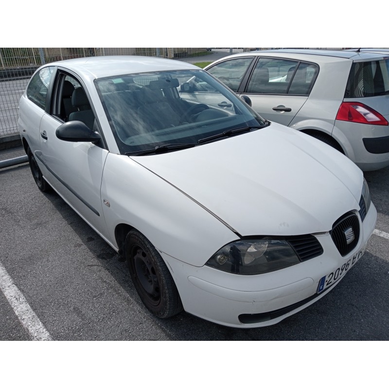 seat ibiza (6l1) del año 2002