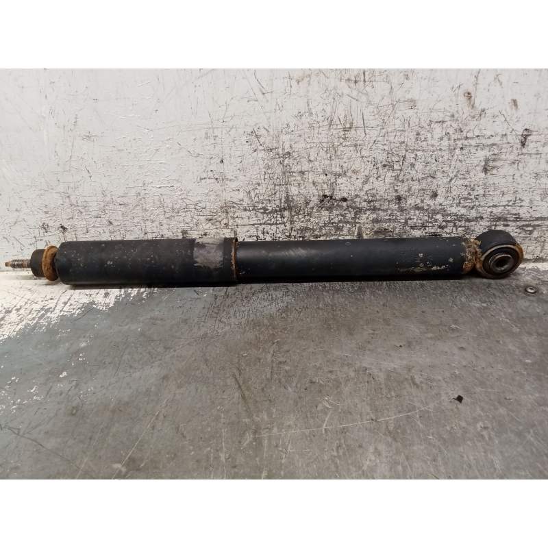 Recambio de amortiguador trasero derecho para suzuki grand vitara 5 puertas sq (ft) referencia OEM IAM 343247  