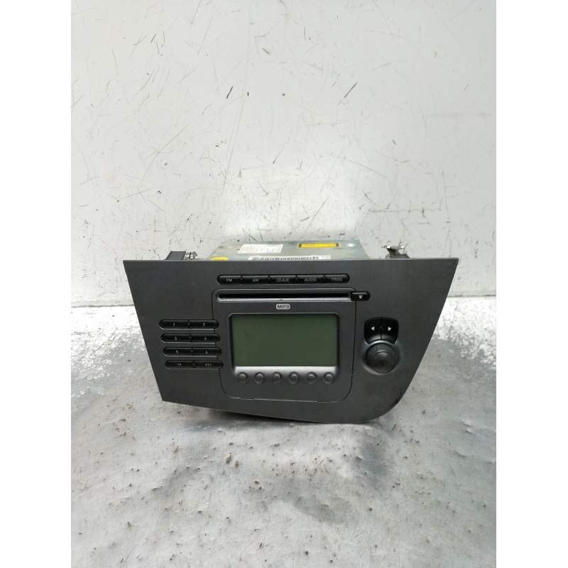Recambio de sistema audio / radio cd para seat leon (1p1) 1.9 tdi referencia OEM IAM 1P1035186B  2005