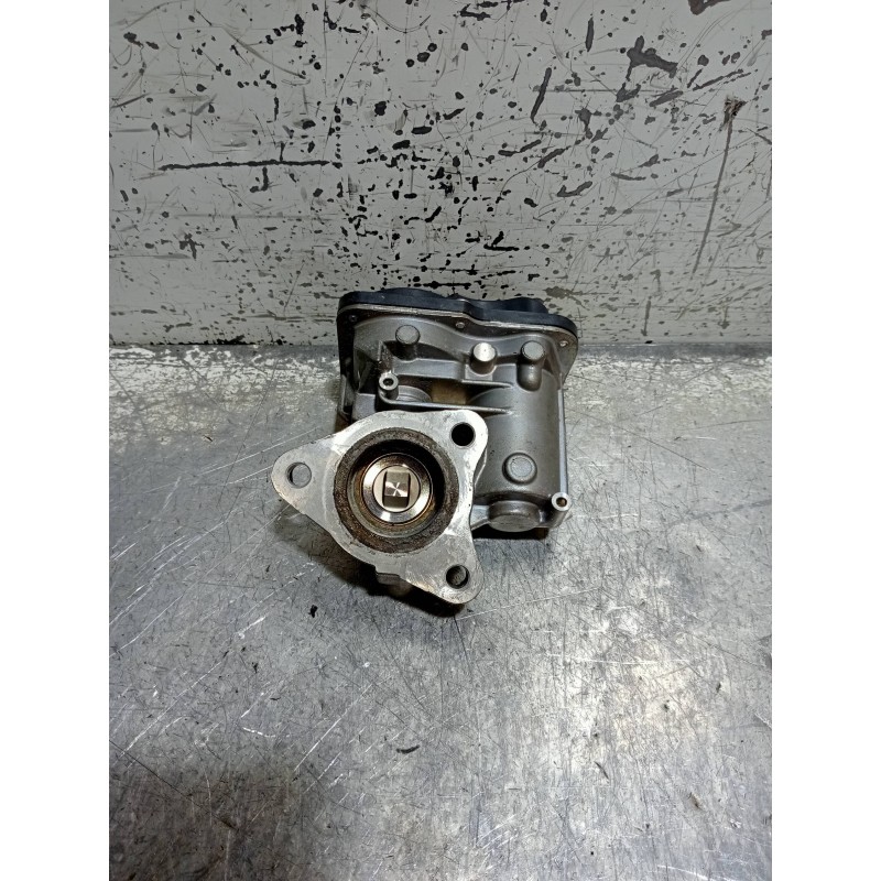 Recambio de valvula egr para renault kangoo profesional referencia OEM IAM 147104647R 8201143495 DENSO