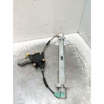 ELEVALUNAS DELANTERO DERECHO 4P 2005