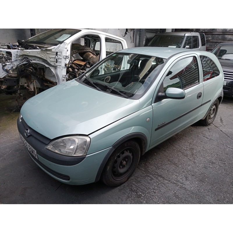 opel corsa c del año 2001