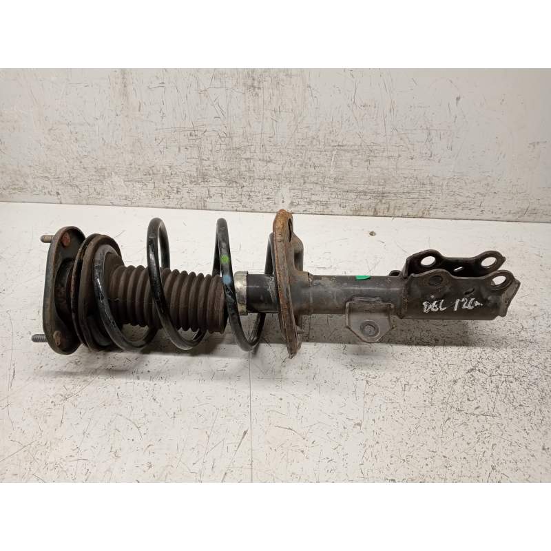 Recambio de amortiguador delantero izquierdo para toyota auris business referencia OEM IAM 4852002A10  
