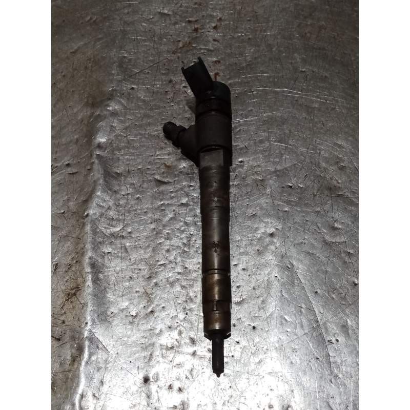 Recambio de inyector para iveco daily iv caja/chasis 35c15 referencia OEM IAM 0986435163 2995472 BOSCH