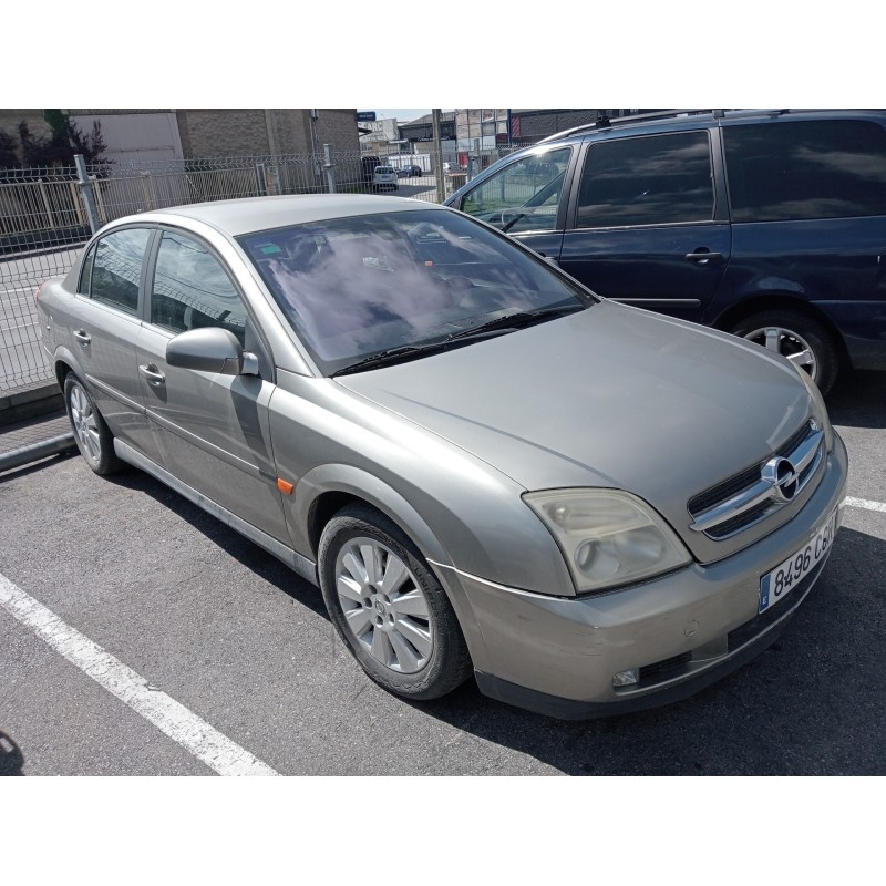 opel vectra c berlina del año 2002