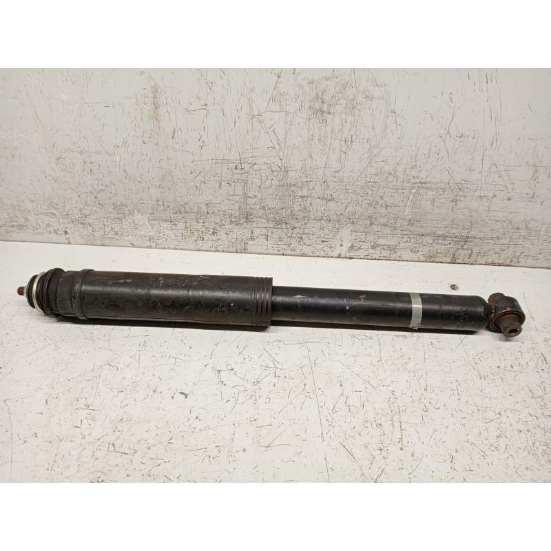 Recambio de amortiguador trasero izquierdo para toyota auris business referencia OEM IAM 4853002A30  