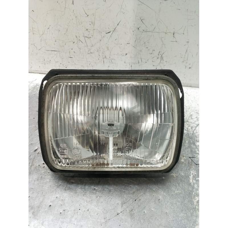 Recambio de faro izquierdo para daihatsu feroza 1.6 referencia OEM IAM   1988