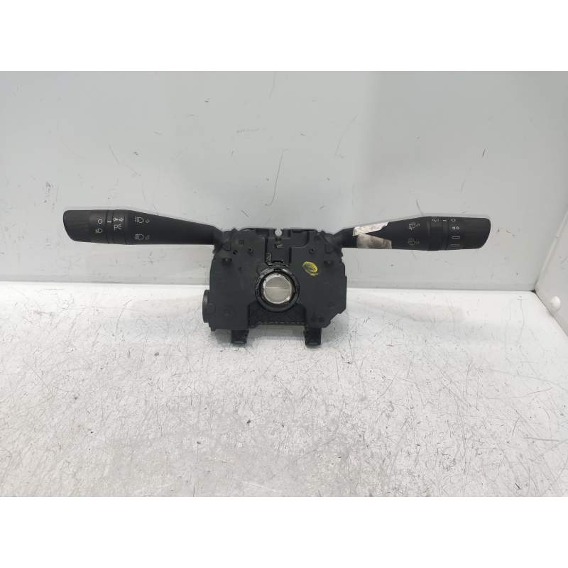 Recambio de mando luces para fiat doblo cargo 1.3 16v jtd cat referencia OEM IAM 0735504293  2010