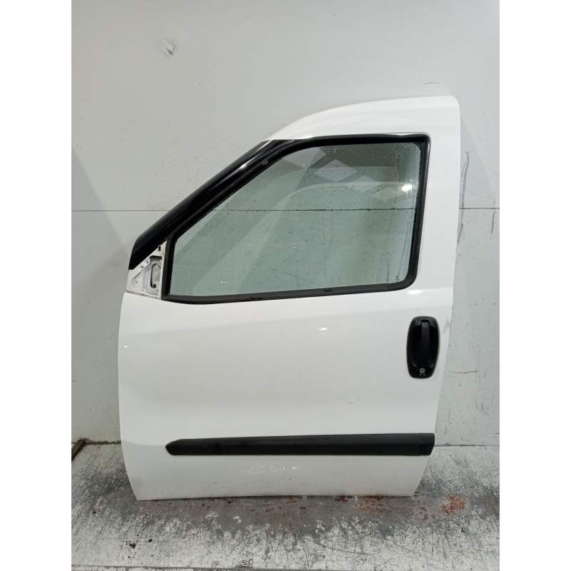 Recambio de puerta delantera izquierda para fiat doblo cargo (263_) 1.3 d multijet referencia OEM IAM  5P 2010