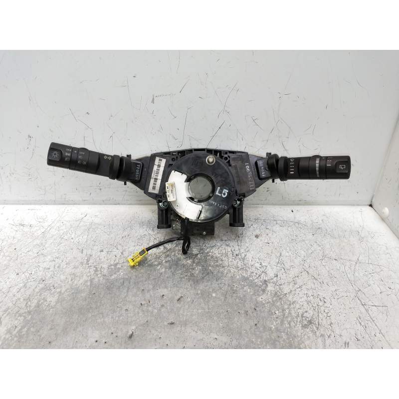 Recambio de mando luces para nissan pathfinder (r51) 2.5 dci xe referencia OEM IAM   