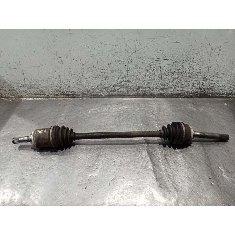 Recambio de transmision delantera izquierda para daihatsu feroza 1.6 referencia OEM IAM  16G 1988