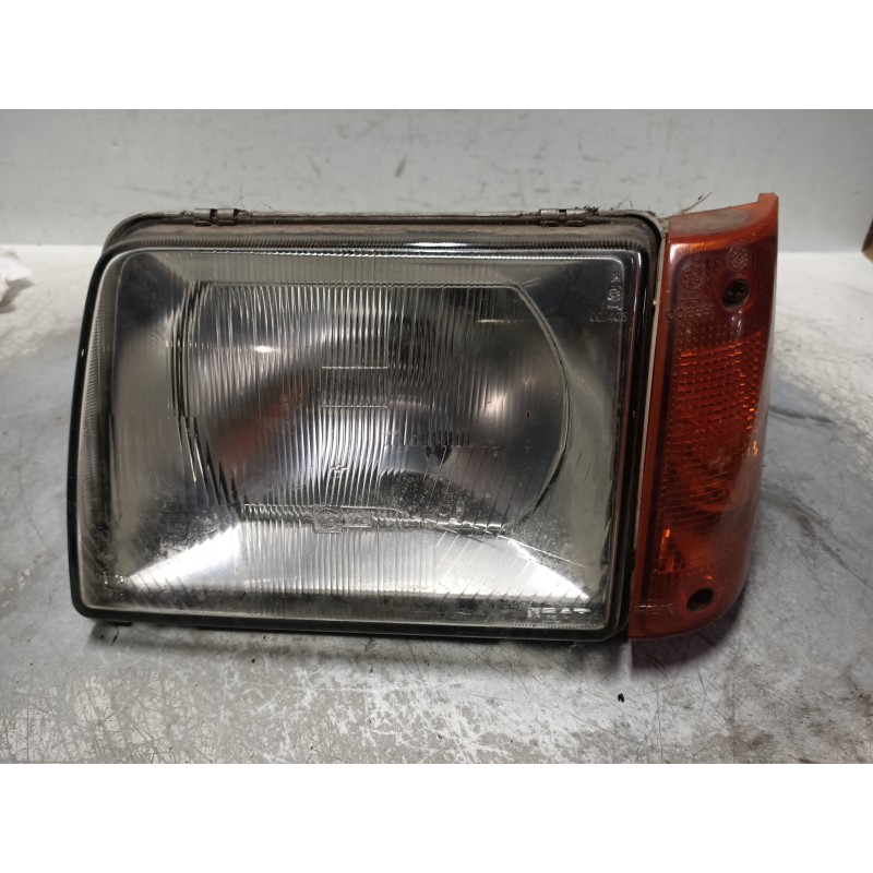 Recambio de faro izquierdo para volvo v50 familiar 2.0 d kinetic referencia OEM IAM   