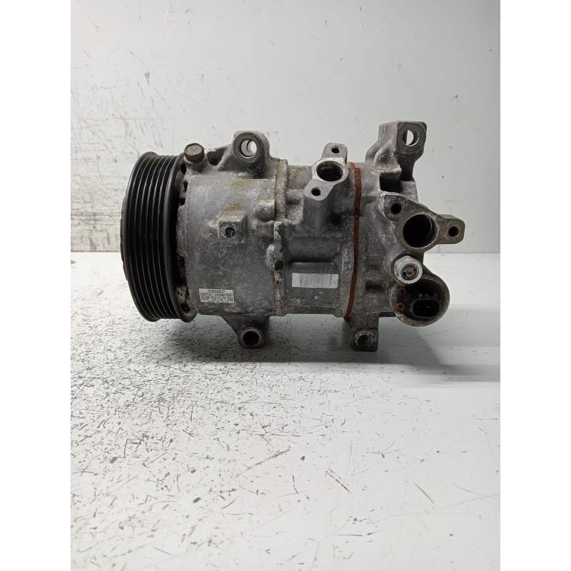Recambio de compresor aire acondicionado para toyota auris business referencia OEM IAM 4472806581  