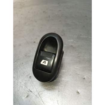 MANDO ELEVALUNAS DELANTERO IZQUIERDO 96401469XT 3P 2005