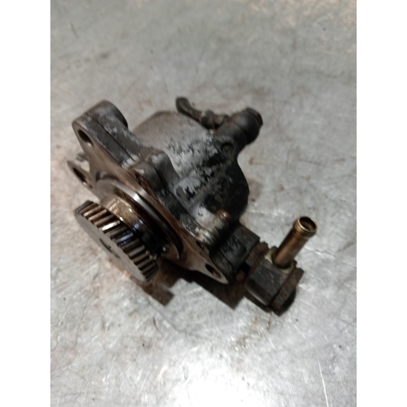 Recambio de depresor freno / bomba vacio para nissan cabstar e 2.7 td referencia OEM IAM 146507T401  