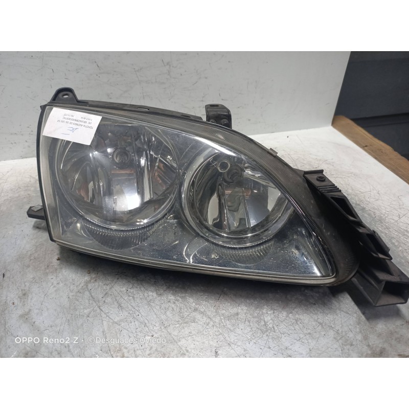 Recambio de faro derecho para toyota avensis berlina (t 22) 1.6 luna (5-ptas.) referencia OEM IAM   