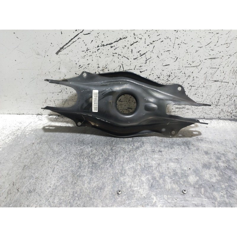 Recambio de brazo suspension inferior trasero derecho para mercedes clase glc (w253) glc 220 d 4matic referencia OEM IAM A205352