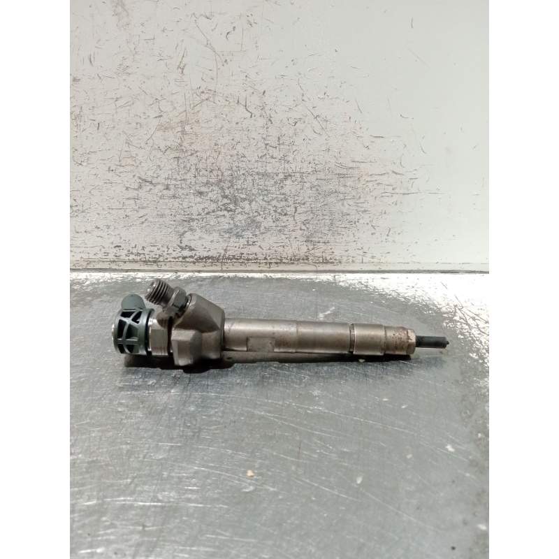 Recambio de inyector para bmw serie 3 berlina (e90) 320d referencia OEM IAM 781070202 0445110382 BOSCH