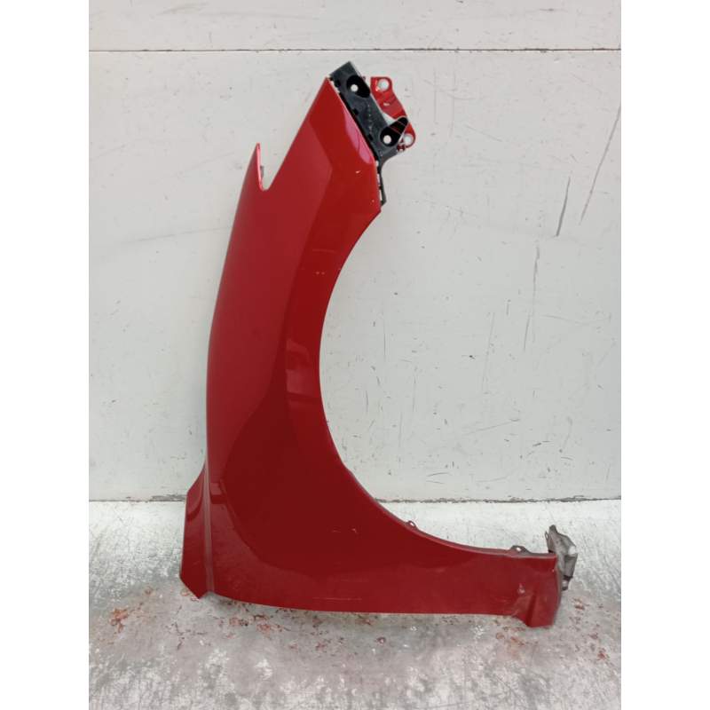 Recambio de aleta delantera derecha para mazda 3 (bm, bn) 2.2 d referencia OEM IAM   2014