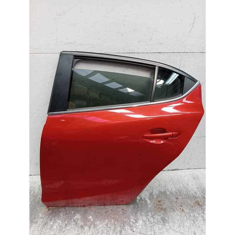 Recambio de puerta trasera izquierda para mazda 3 (bm, bn) 2.2 d referencia OEM IAM  5P 2014