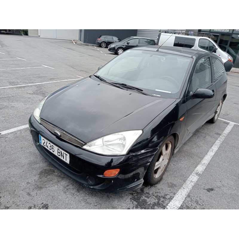 ford focus berlina (cak) del año 2001