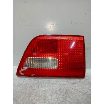 PILOTO TRASERO IZQUIERDO INTERIOR 840901107 