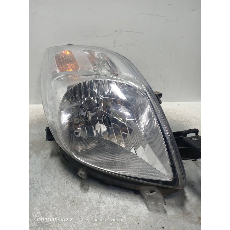 Recambio de faro derecho para toyota yaris (ksp9/scp9/nlp9) básico referencia OEM IAM 89901061 811300D120 