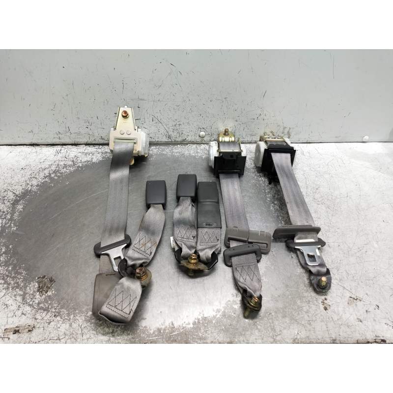 Recambio de juego cinturones trasero para honda accord berlina (cg7-9/ch1-7) referencia OEM IAM   