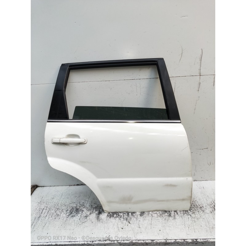 Recambio de puerta trasera derecha para ssangyong rexton w limited 4wd referencia OEM IAM   5P