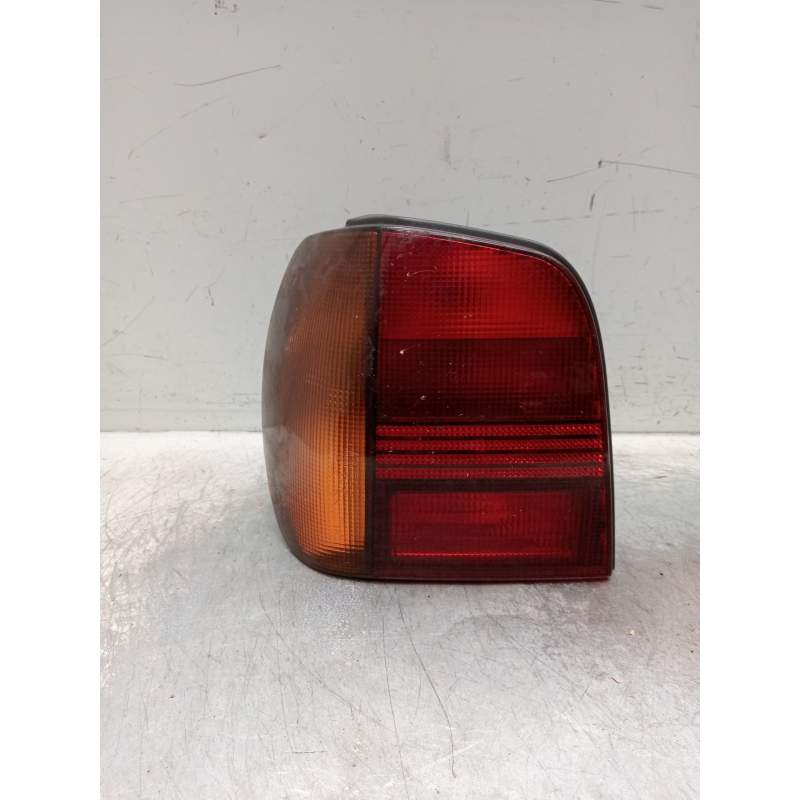Recambio de piloto trasero izquierdo para volkswagen polo berlina (6n1) concept referencia OEM IAM 6n0945095b  1995