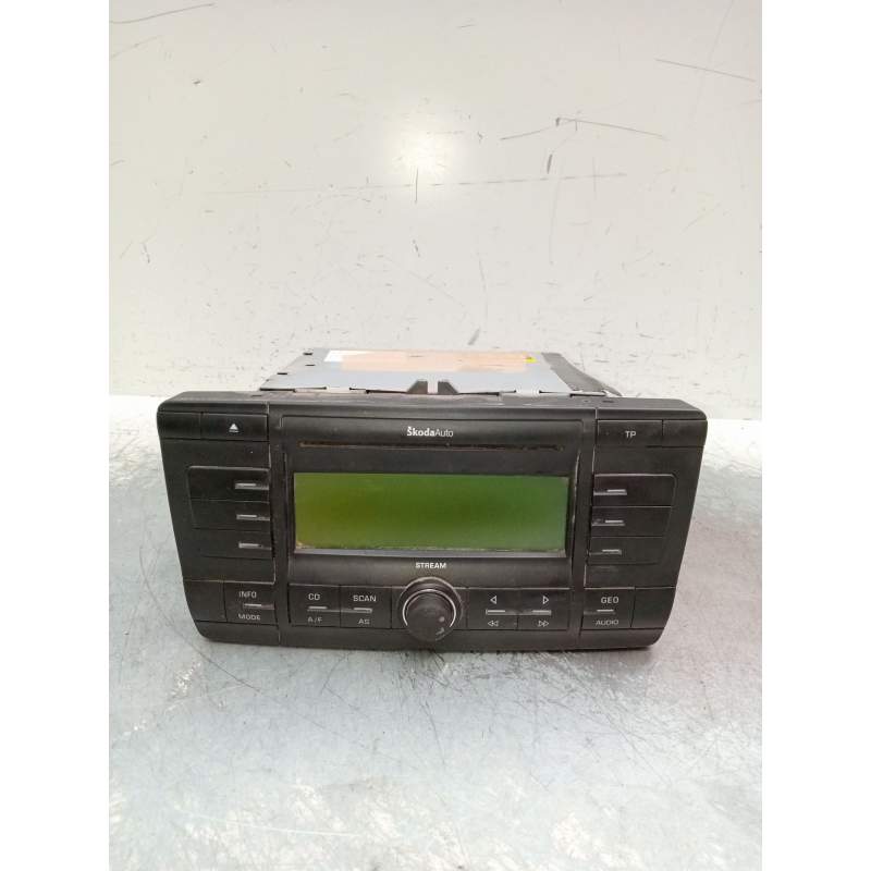 Recambio de sistema audio / radio cd para skoda octavia ii (1z3) 1.9 tdi referencia OEM IAM 1Z0035161A  2004