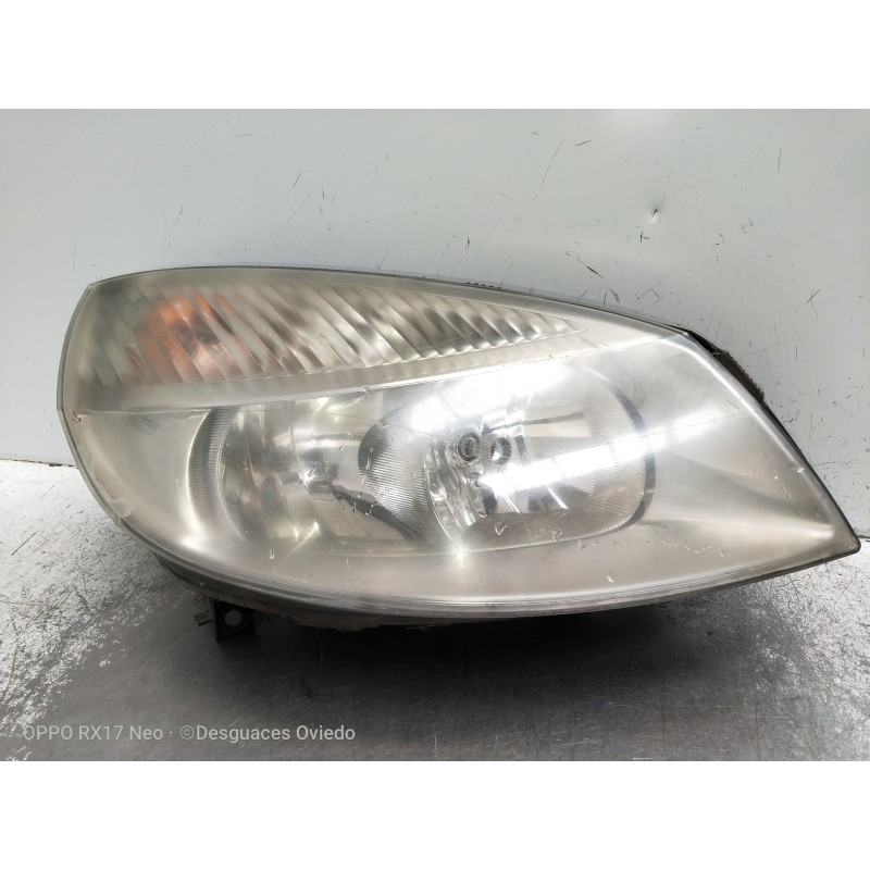 Recambio de faro derecho para renault scenic ii confort dynamique referencia OEM IAM 15810400RE PARA PULIR 