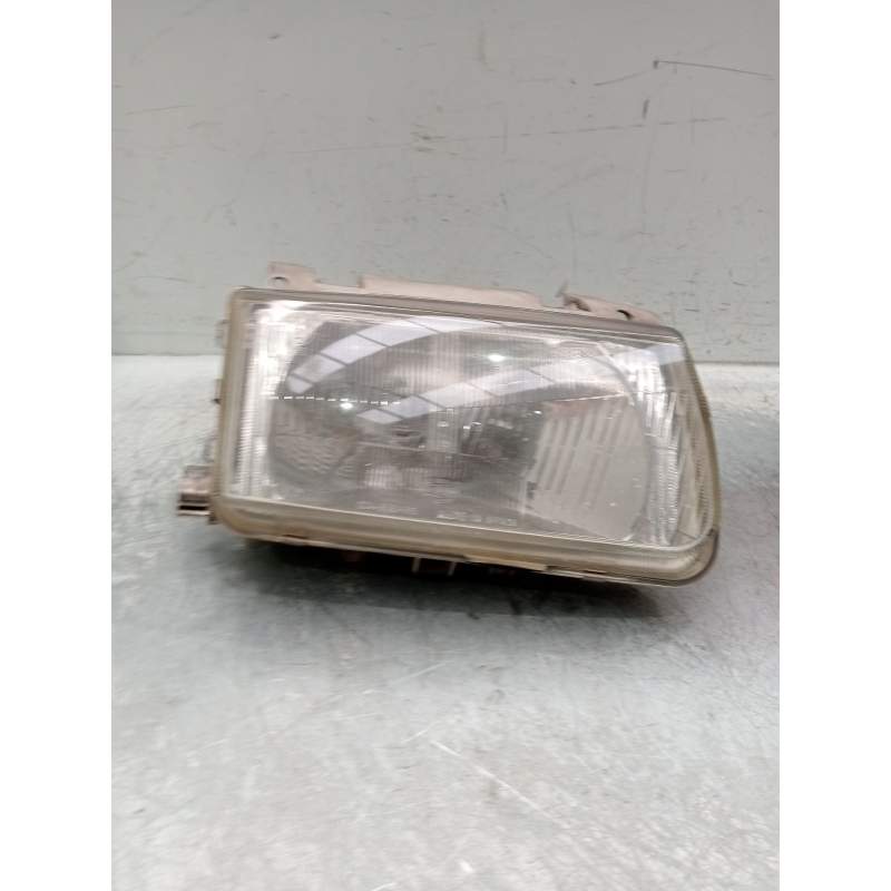Recambio de faro derecho para volkswagen polo berlina (6n1) concept referencia OEM IAM   1995