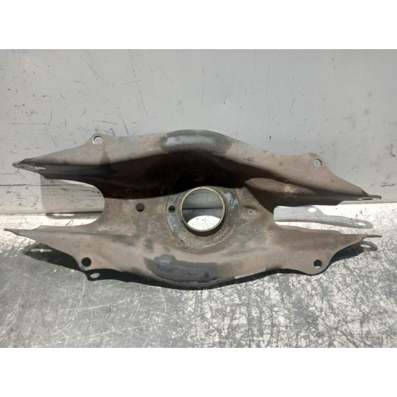 Recambio de brazo suspension inferior trasero izquierdo para mercedes-benz clase c (w205) lim. referencia OEM IAM 2053500341  