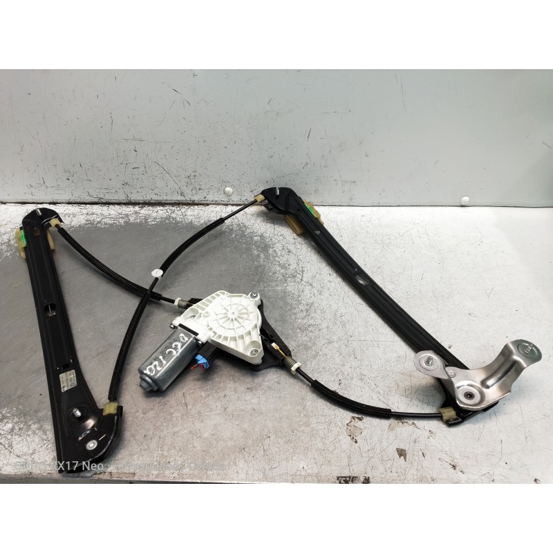 Recambio de elevalunas delantero izquierdo para volkswagen golf vii lim. bluemotion referencia OEM IAM 5G4837461H C03532105 5P