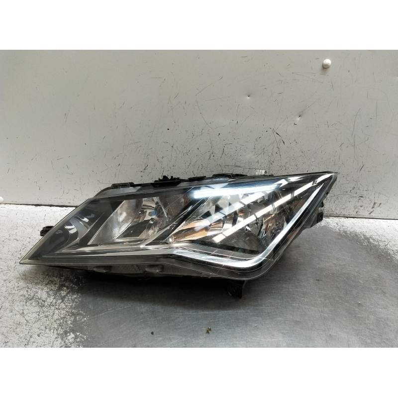 Recambio de faro izquierdo para seat leon (5f1) 1.6 tdi referencia OEM IAM 90101657 5f1941015b 