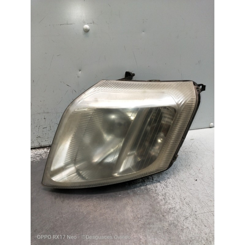 Recambio de faro derecho para citroen c2 sx referencia OEM IAM 9680128180 PARA PULIR 