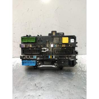 CAJA RELES / FUSIBLES 5DK00866924 13268286 2005