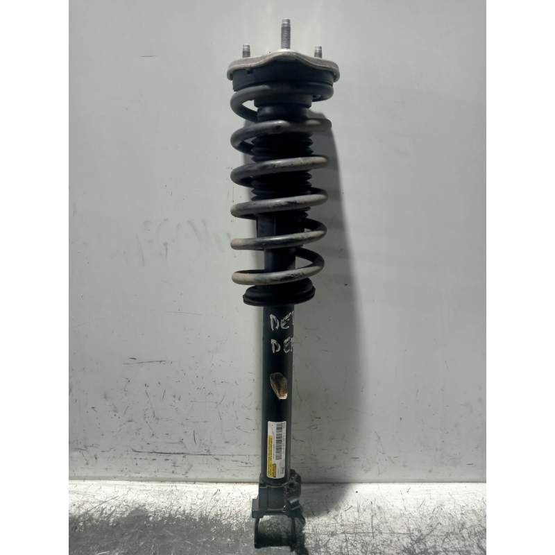 Recambio de amortiguador delantero derecho para mercedes-benz clase c (w205) lim. referencia OEM IAM A2043521205  