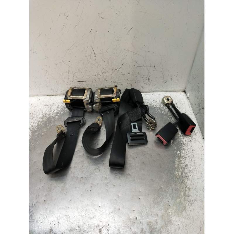 Recambio de juego cinturones trasero para audi a3 (8l1) 1.6 referencia OEM IAM  5P 2000