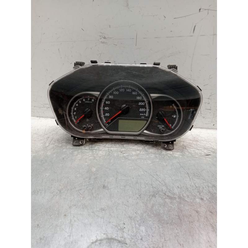 Recambio de cuadro instrumentos para toyota yaris active referencia OEM IAM 838000u300 mb1575607584 13G 2014