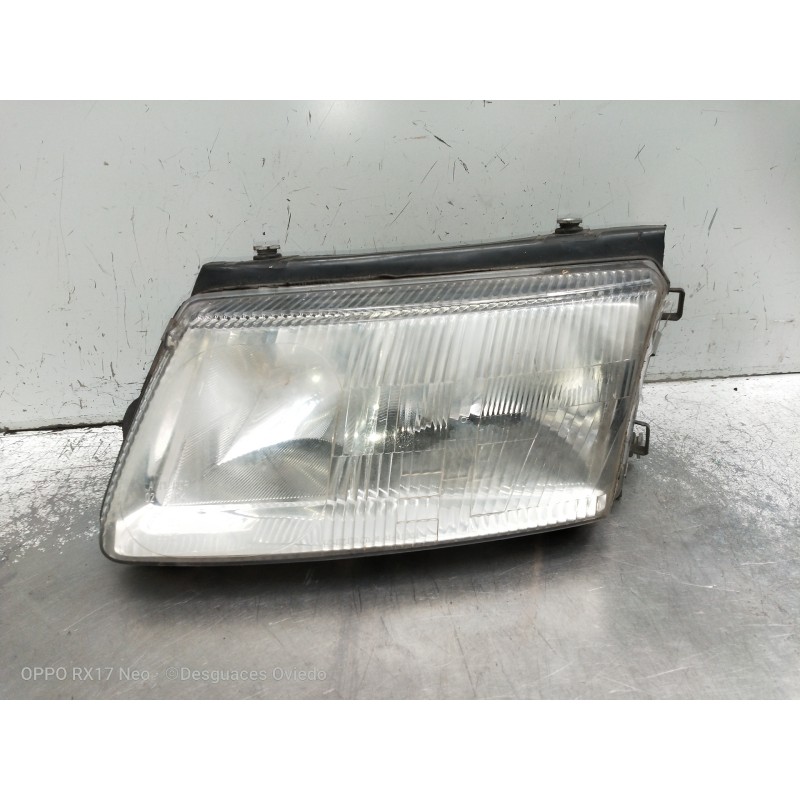 Recambio de faro izquierdo para volkswagen passat berlina (3b2) básico referencia OEM IAM 081411101L 084411125L 