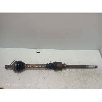 TRANSMISION DELANTERA DERECHA 16G 2001