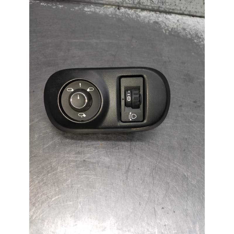 Recambio de mando luces para citroën c4 cactus bluehdi 100 referencia OEM IAM   