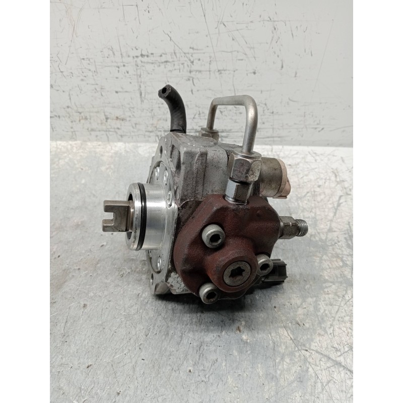 Recambio de bomba inyeccion para toyota avensis wagon (t25) 2.0 turbodiesel cat referencia OEM IAM 221000R011 2940000870 DENSO